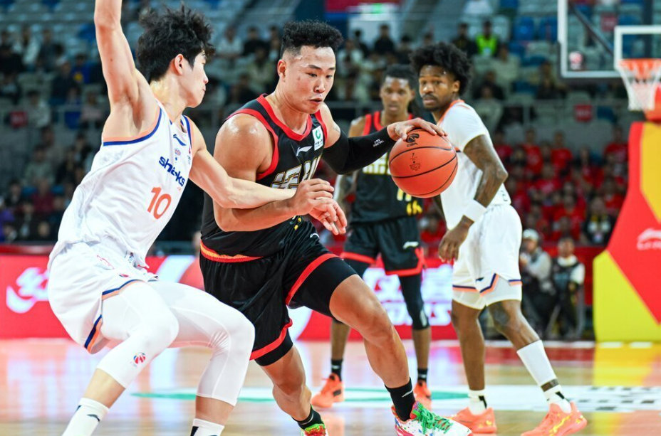 破案！1个现役国手都没的深圳，凭啥连胜北京上海？要感谢广东2人