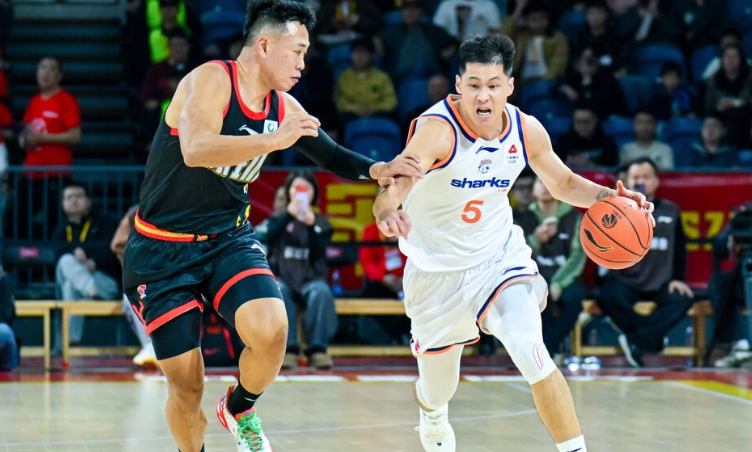 开云官网-都怪张镇麟？昔日国手+全明星转会后坐穿冷板凳，场均1.6分1.4板