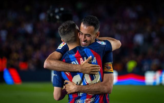 开云体育入口-布斯克茨与阿尔瓦告别巴萨：希望很快就再会