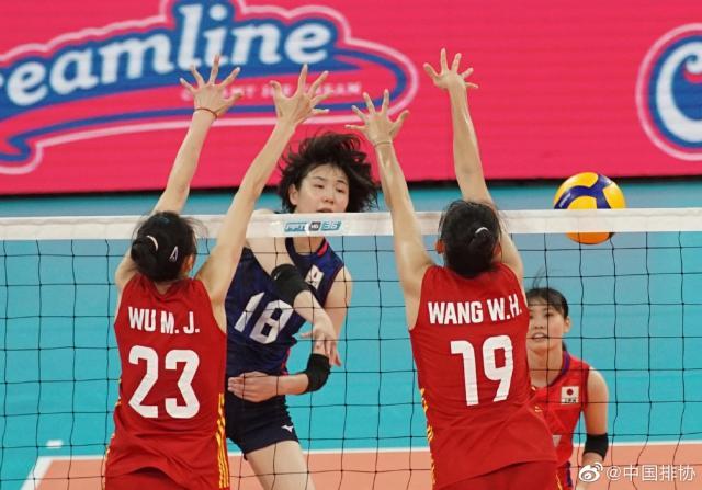 1661783251313036261.jpg 开云app-【夜读】触目惊心,5年内7位巴萨球员遭入室抢劫!