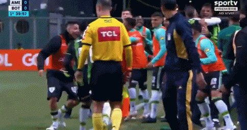 kaiyun-洛国富回归巴西攻入首球！长途奔袭+庆祝踹教练