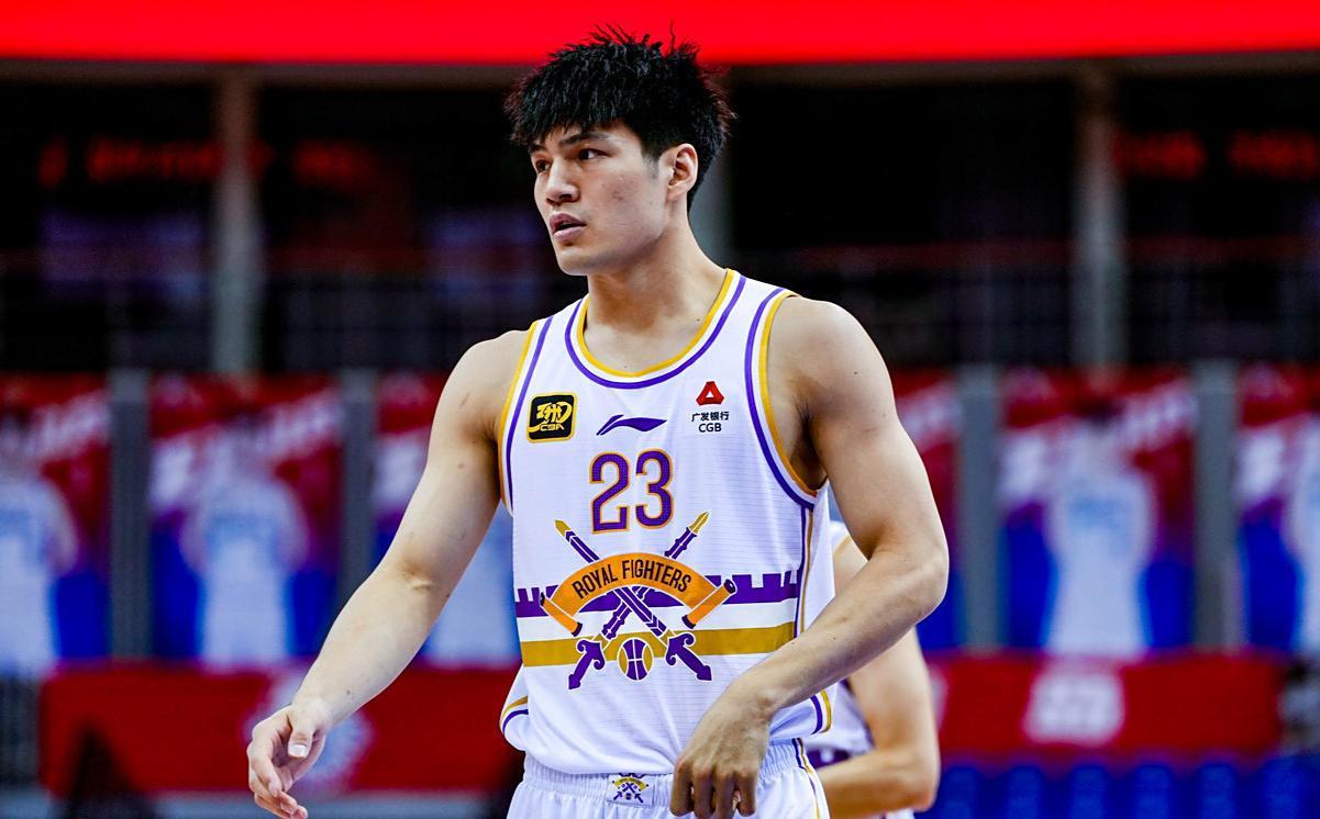 4笔引援！北控18人大名单重组，王少杰没回来，交易陈国豪有钱赚